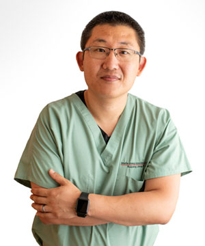 Dr Jiang